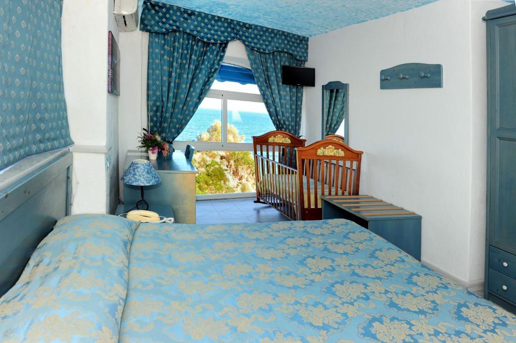 Hotel La Ninfea อีสเกีย ภายนอก รูปภาพ