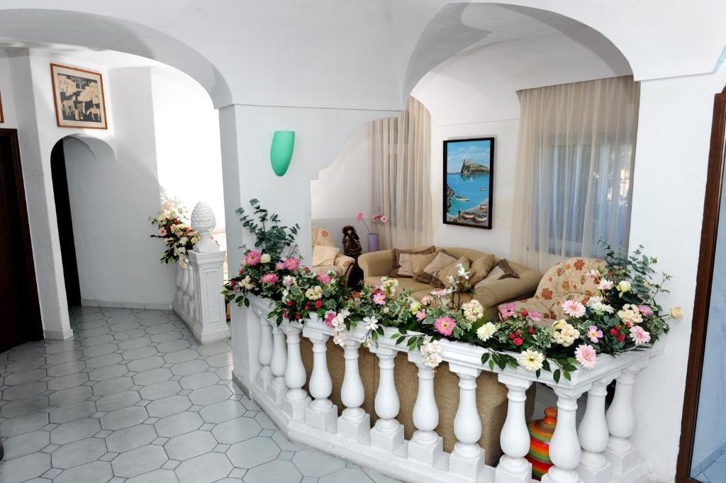 Hotel La Ninfea อีสเกีย ภายนอก รูปภาพ
