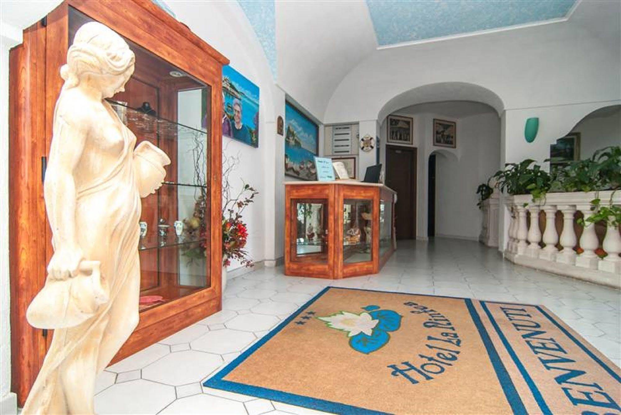 Hotel La Ninfea อีสเกีย ภายนอก รูปภาพ